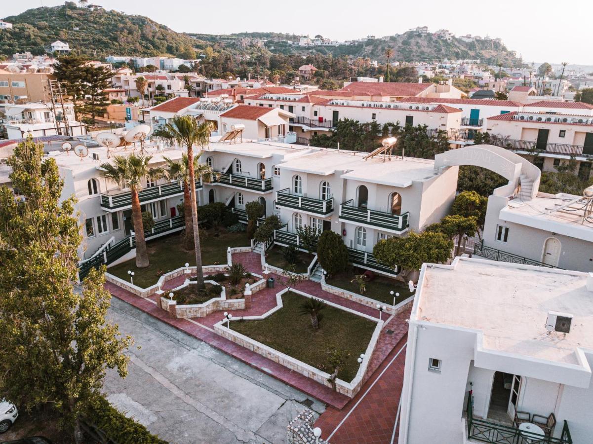 Troulakis Beach Hotel Agia Marina Exterior foto