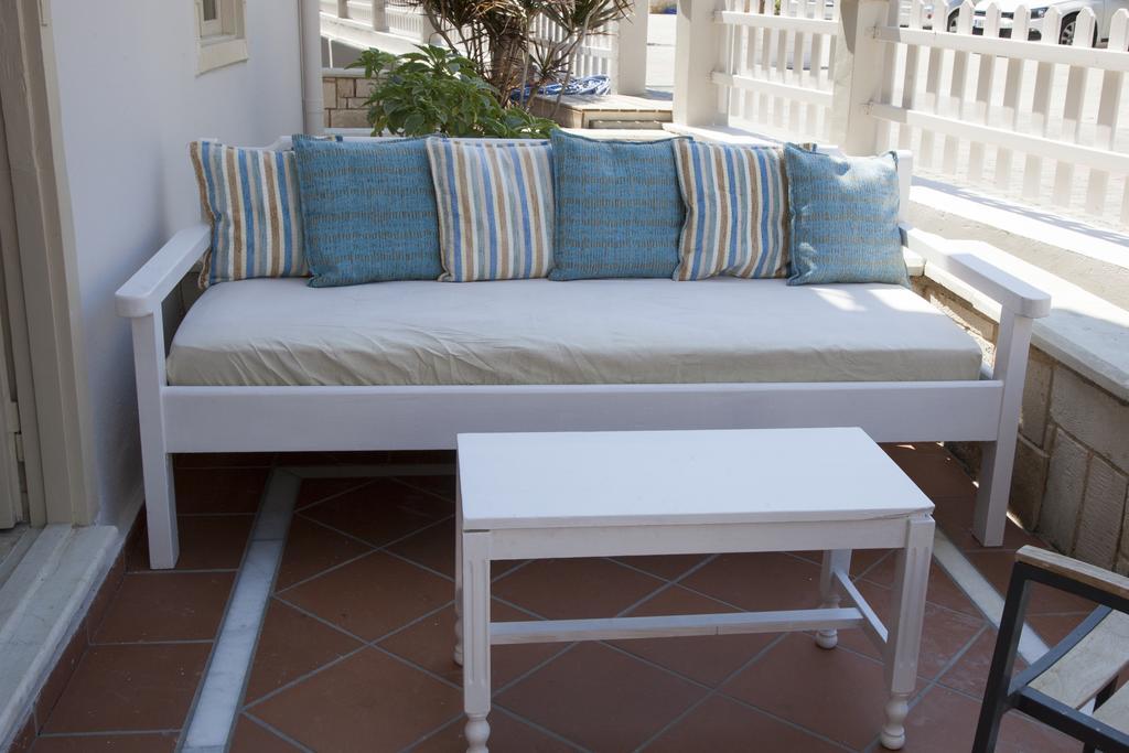 Troulakis Beach Hotel Agia Marina Exterior foto